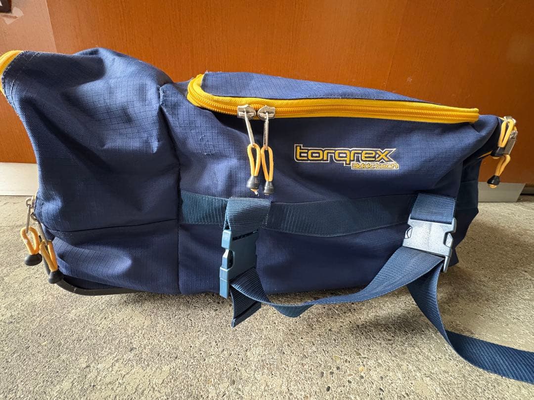 TORQREXトルクレックススノーボードバッグ 大容量キャスター付き