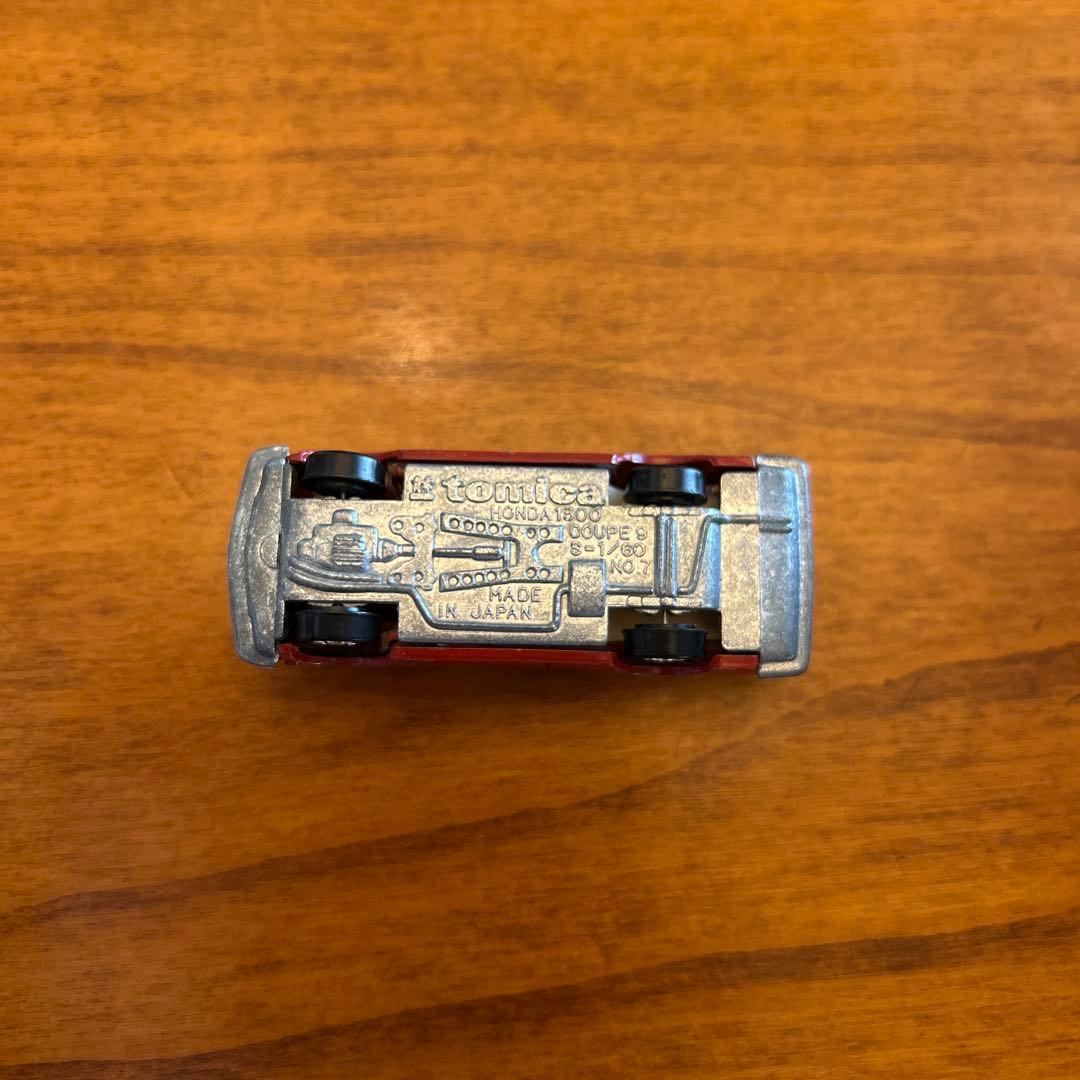 日本製黒箱トミカNo.7ホンダ1300クーペ9 1Dホイール　当時物