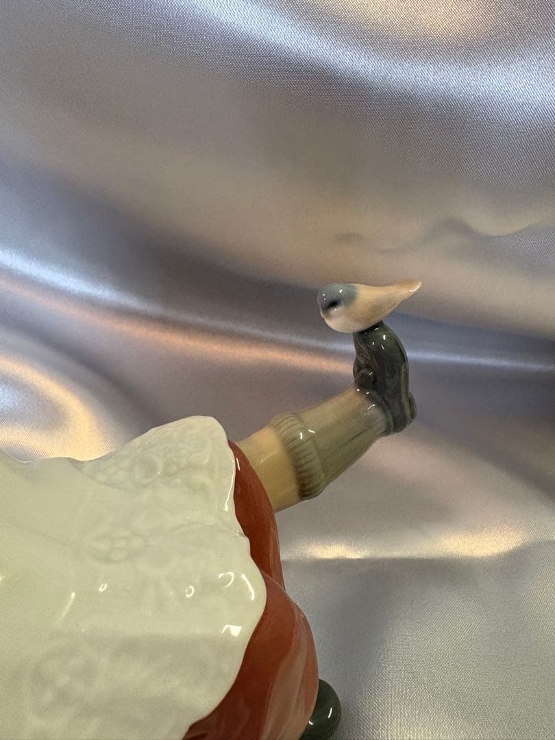 リヤドロ　神父様のお手伝い