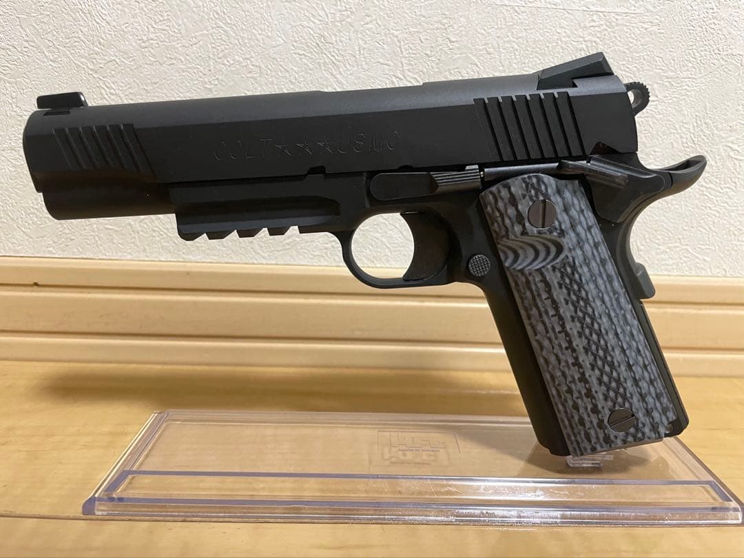 東京マルイ M45A1 BLACK シリーズ70フレーム付き スペアマガジン付属