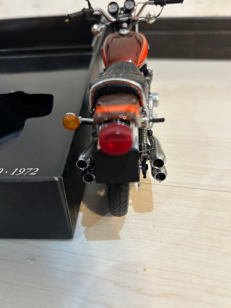 【未使用品】カワサキ Z1 900 1/12 ミニカー ミニチャンプス