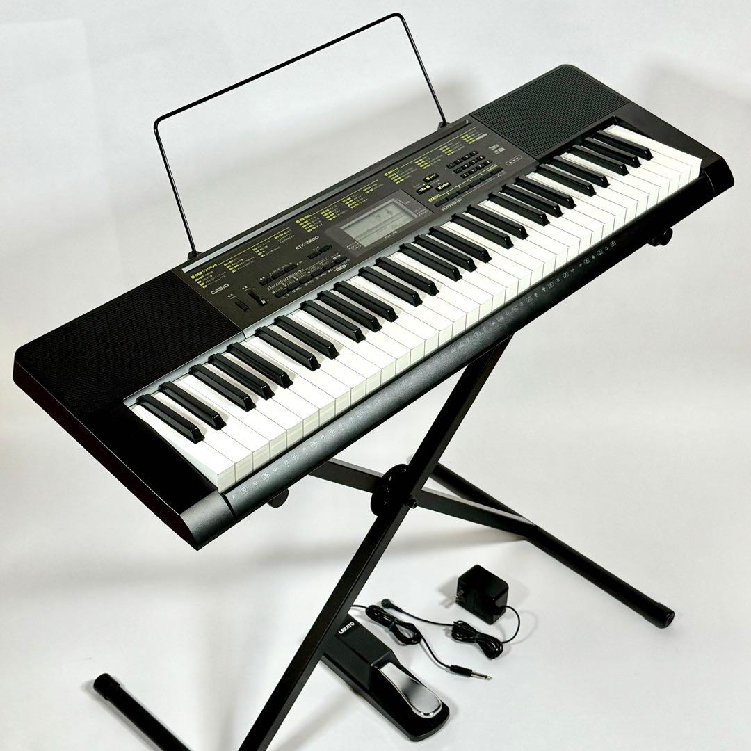 CASIO カシオ 電子キーボード CTK-2200 スタンド フットペダル付き