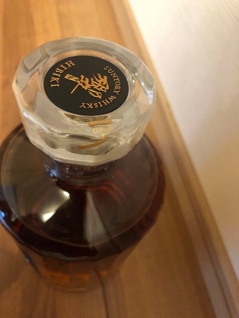 サントリー 響 21年 700ml 43% 箱付き