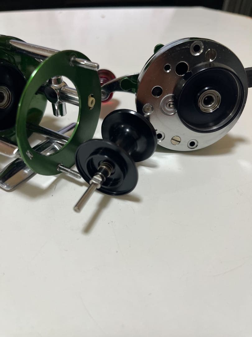 アブ　ABU アンバサダー　2500c グリーン