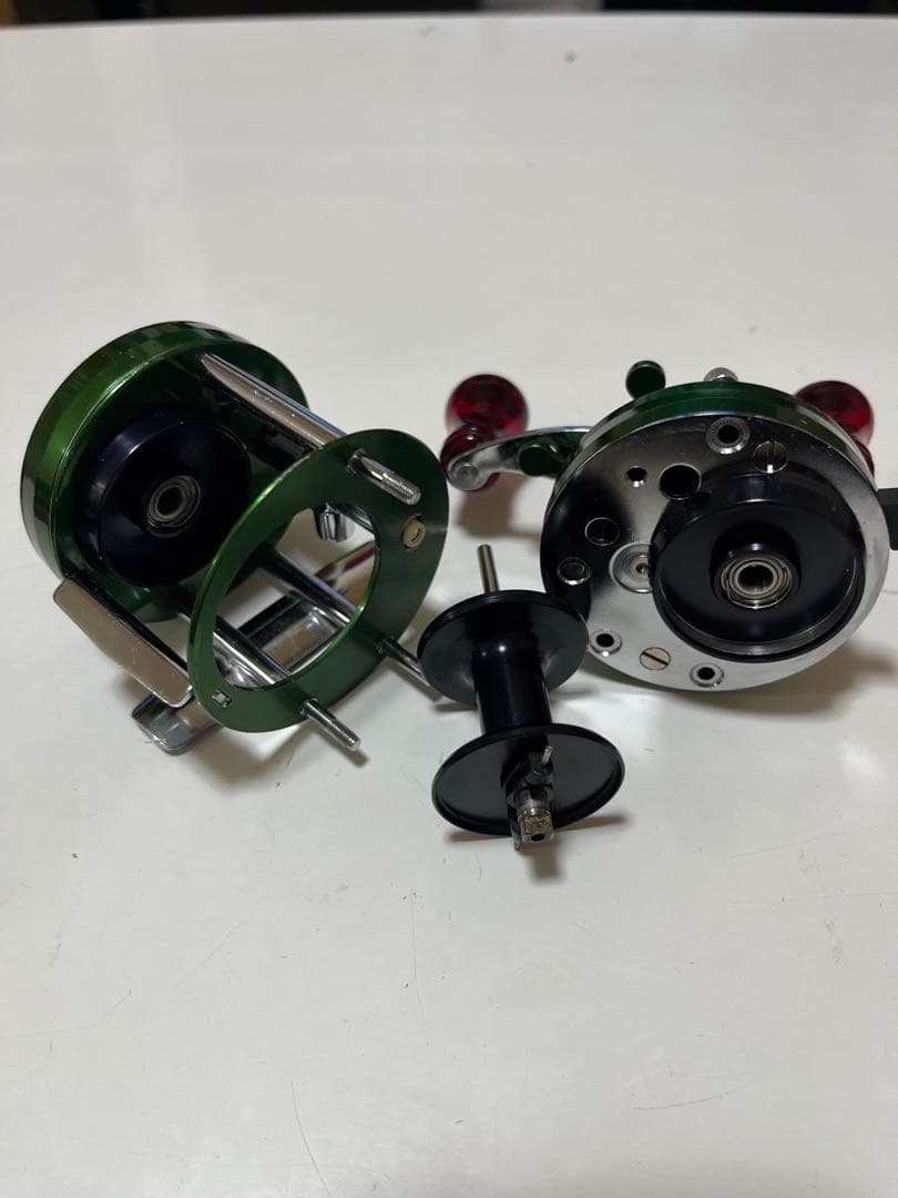 アブ　ABU アンバサダー　2500c グリーン