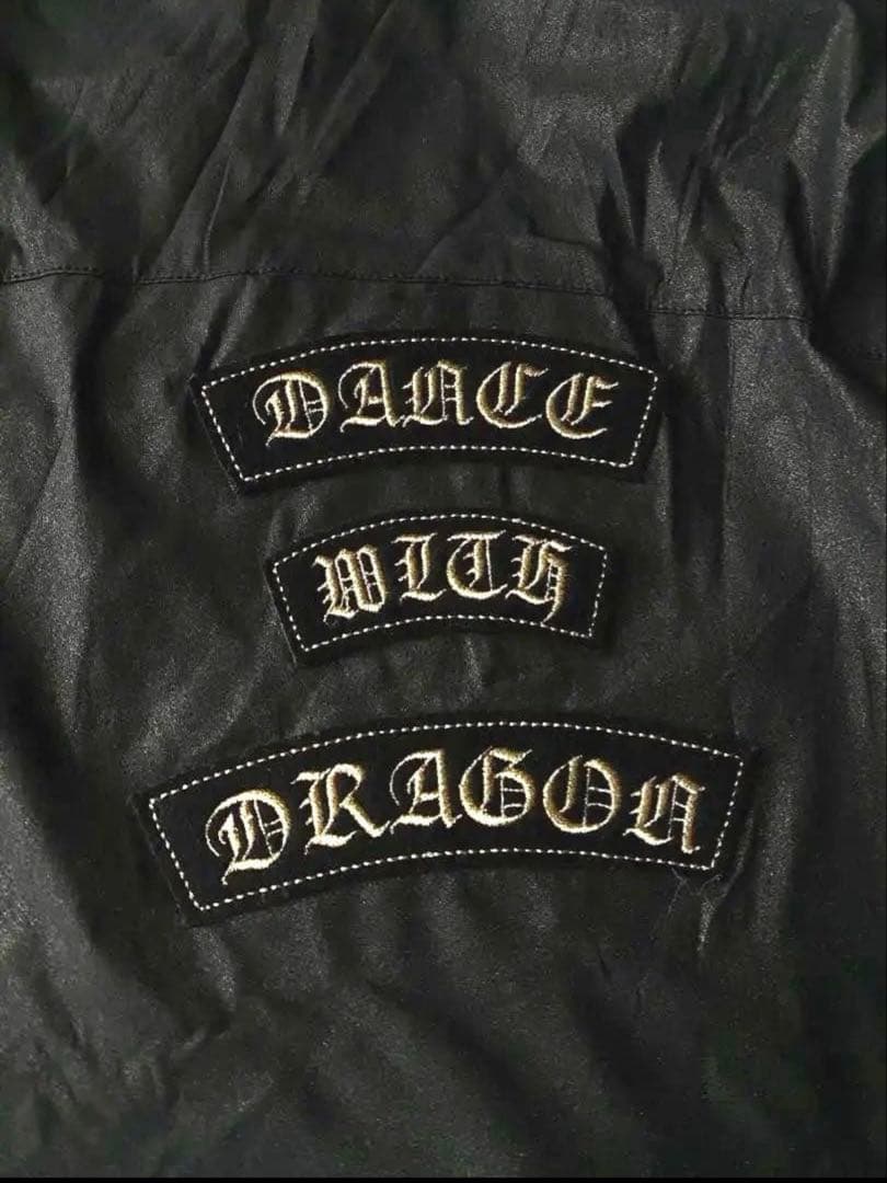 ダンスウィズドラゴン★ゴルフウェア★プルオーバー★ゴールド×ブラック★サイズ4