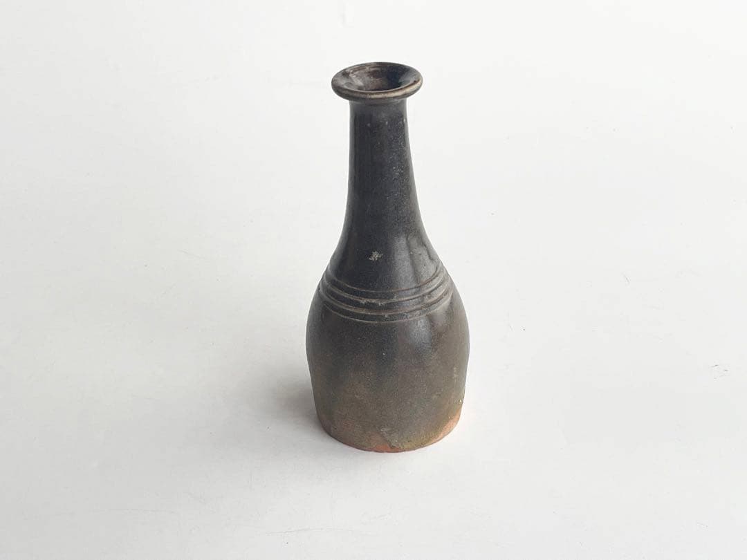 骨董　アンティーク　琉球古陶　沖縄　酒器　褐釉徳利　一輪挿し　渡名喜瓶　嘉瓶