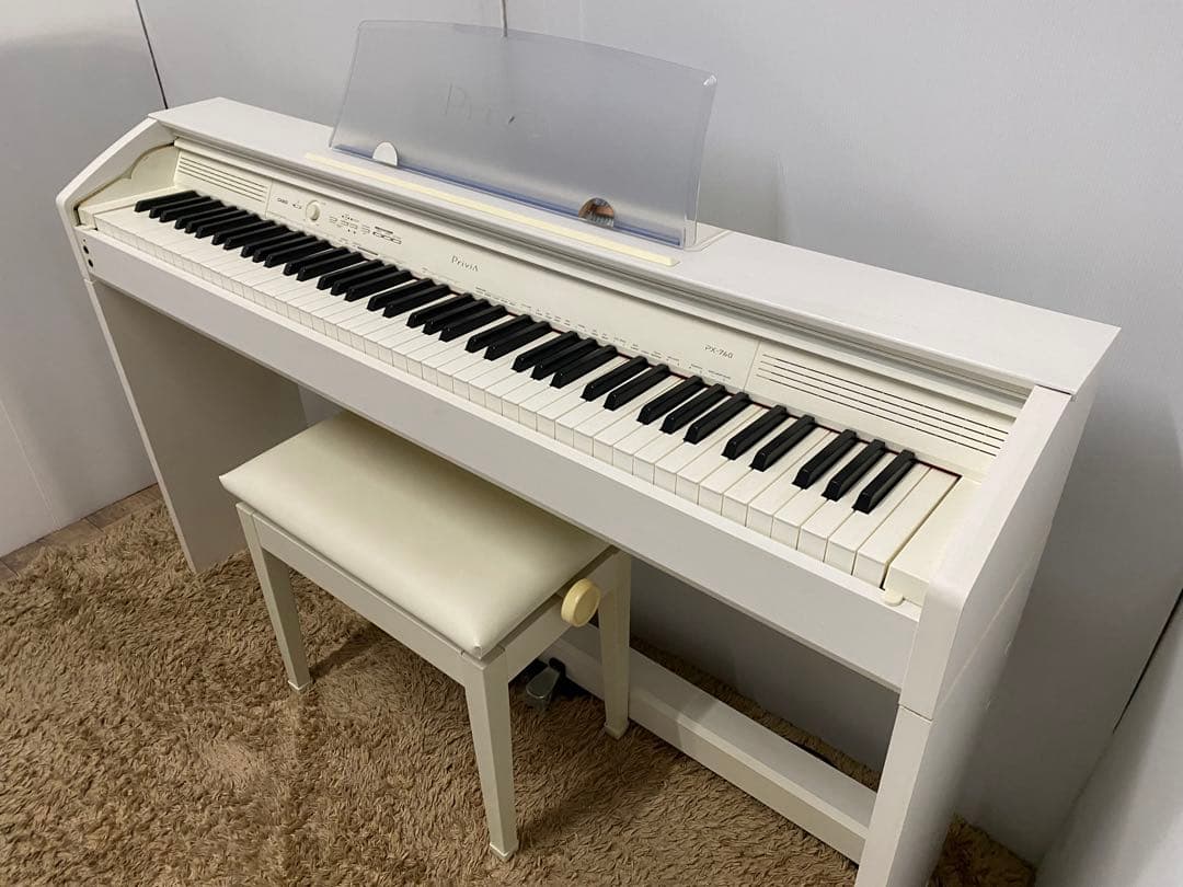 電子ピアノ　CASIO PX-760 コンパクト設計♪