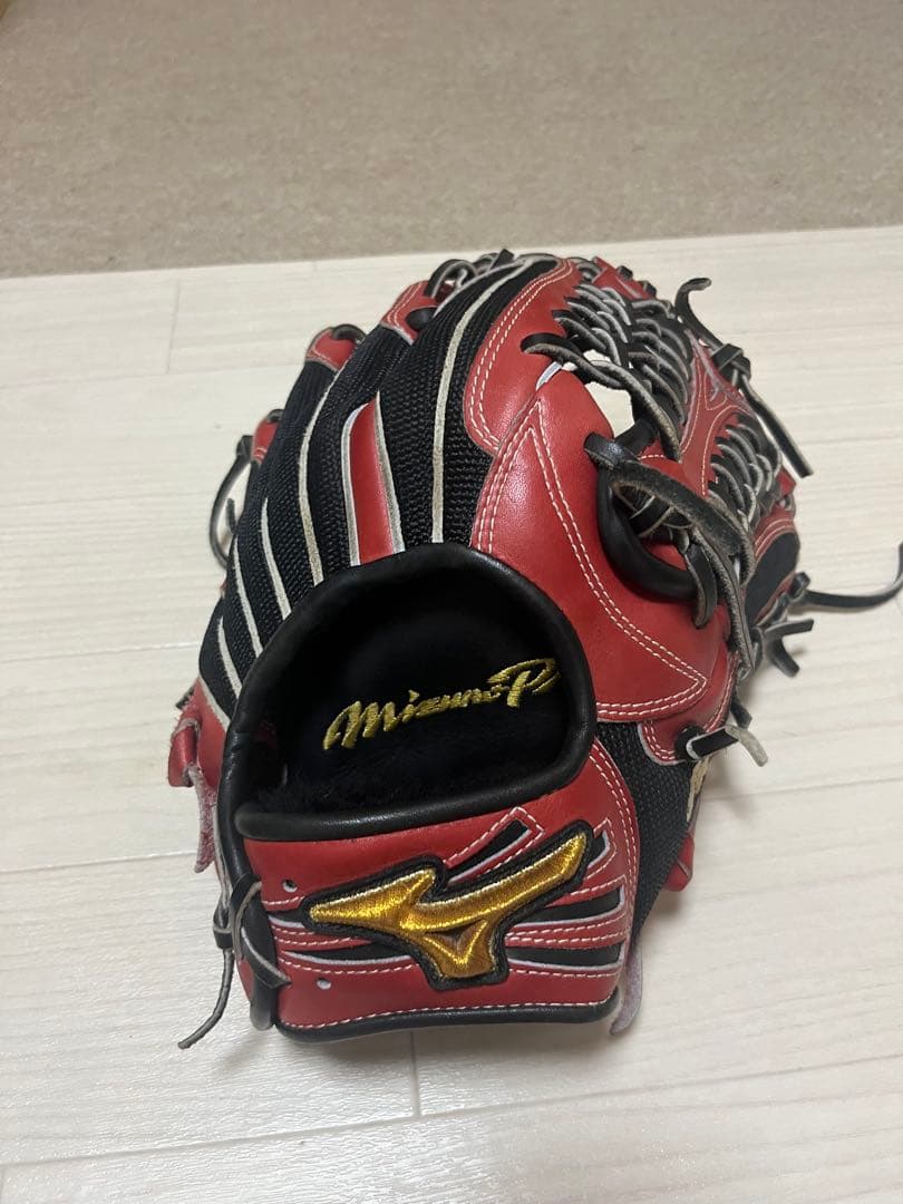 Mizuno Jr. 1 野球用グローブ 赤黒