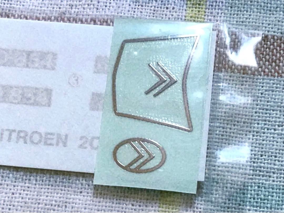 絶版 エブロ 1/24 シトロエン 2CV ピックアップ トラック