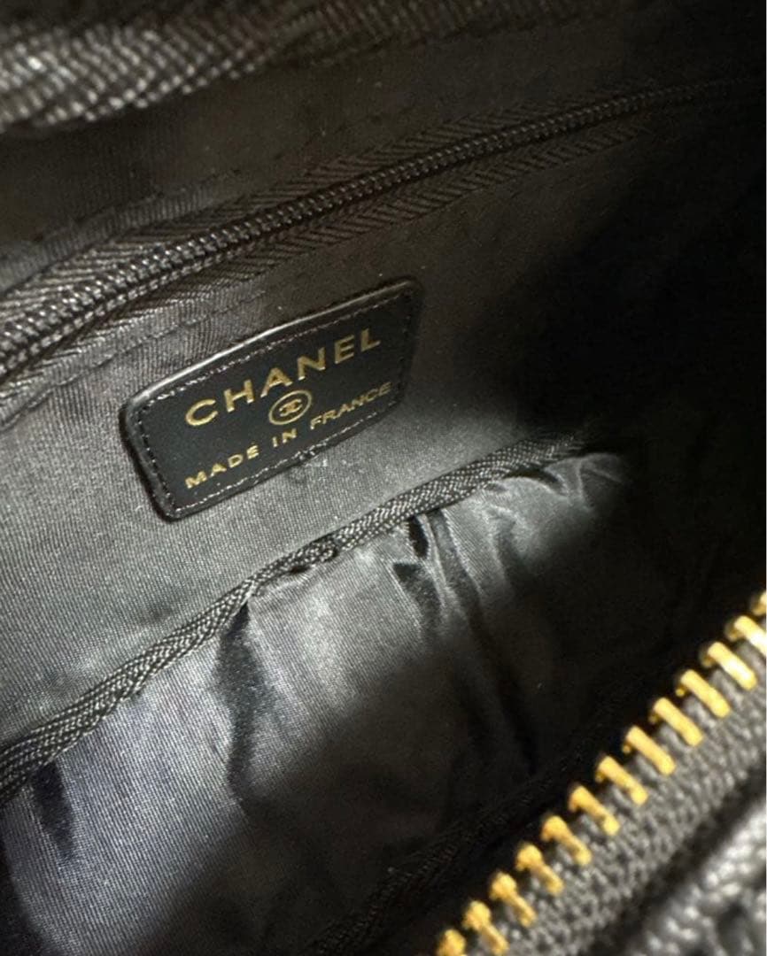 CHANEL ノベルティ チャームショルダーバック