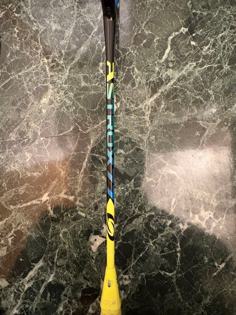 アストロクス77 黄 赤 2本 ラケット