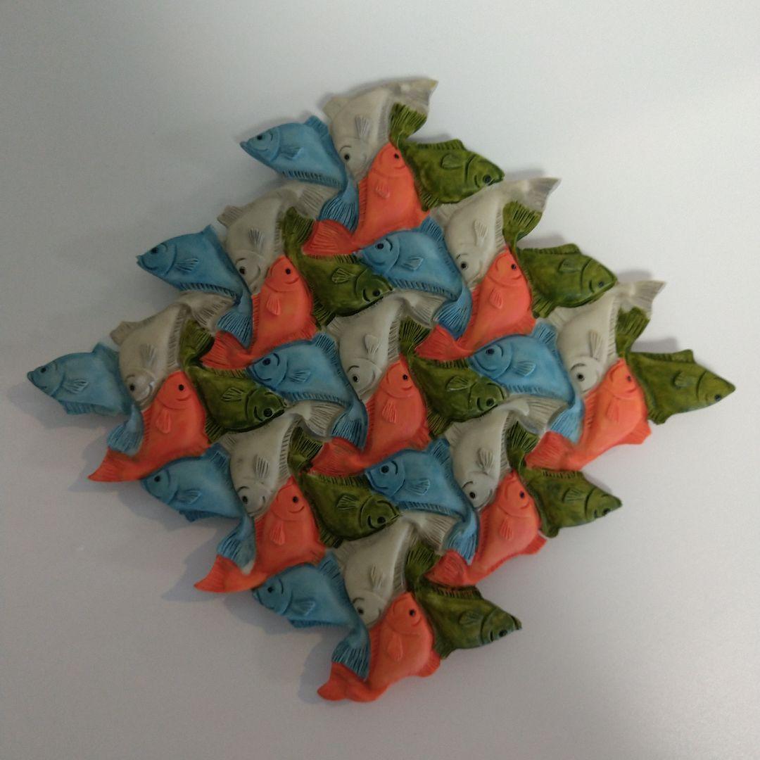 M.C. エッシャー 立体の置き物 魚