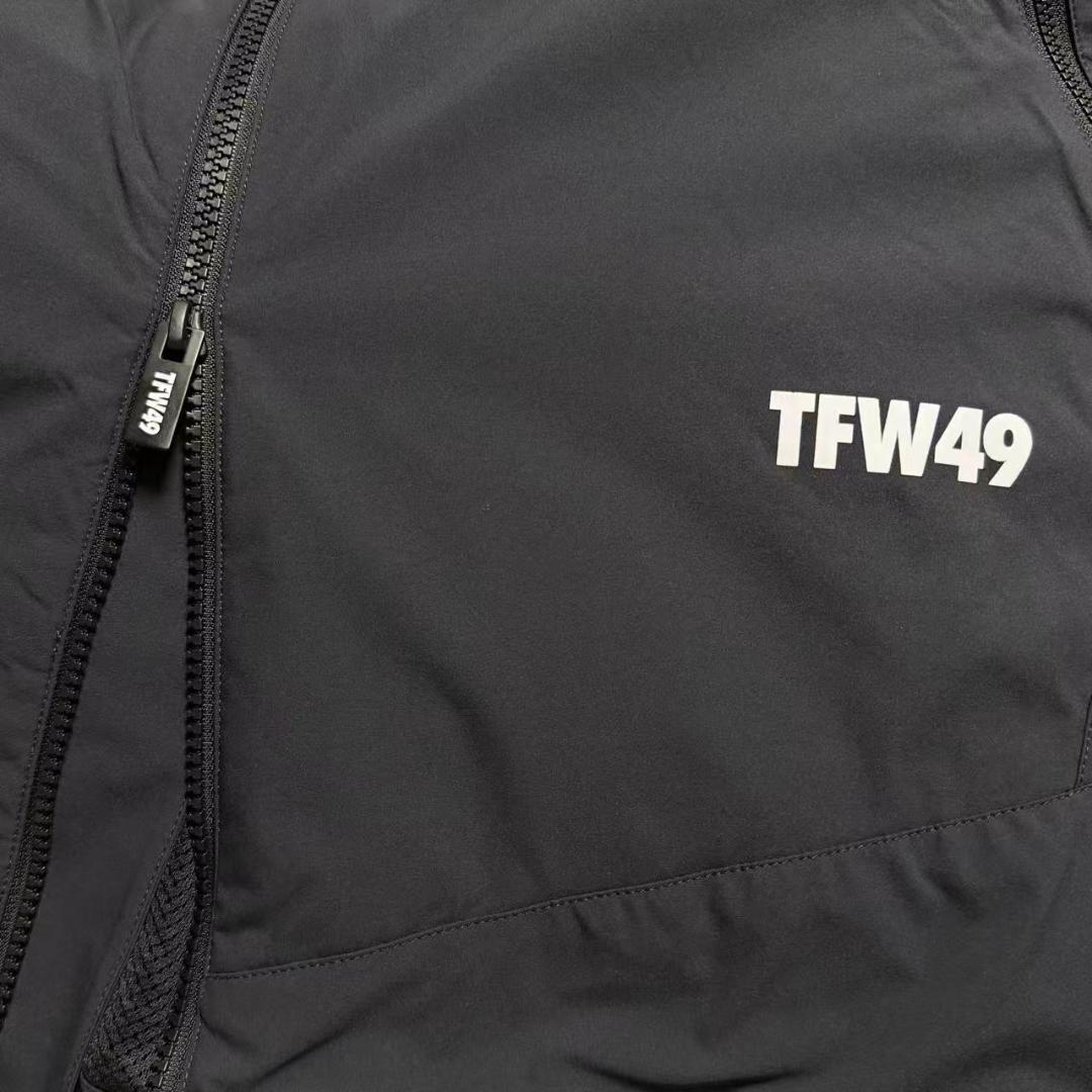 XL 新作 新品 TFW49 OCTA INSULATED PARKA NAVY