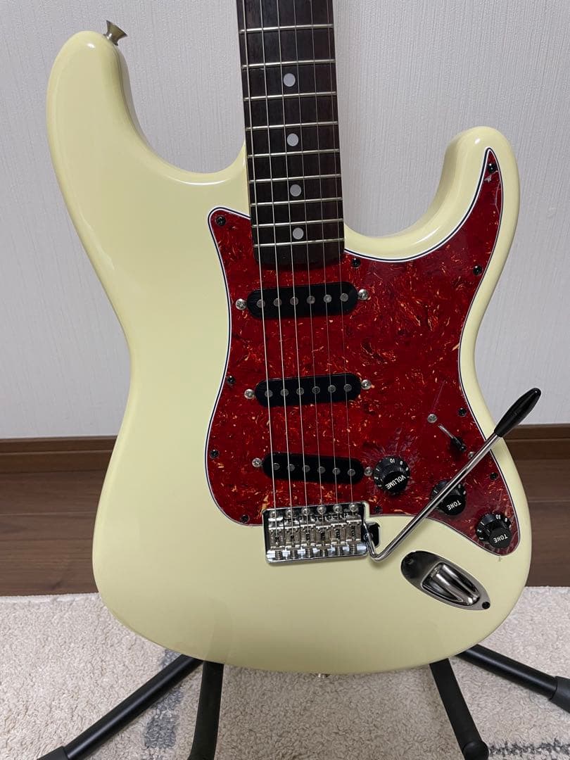 FENDER JAPAN st72ストラトキャスタ