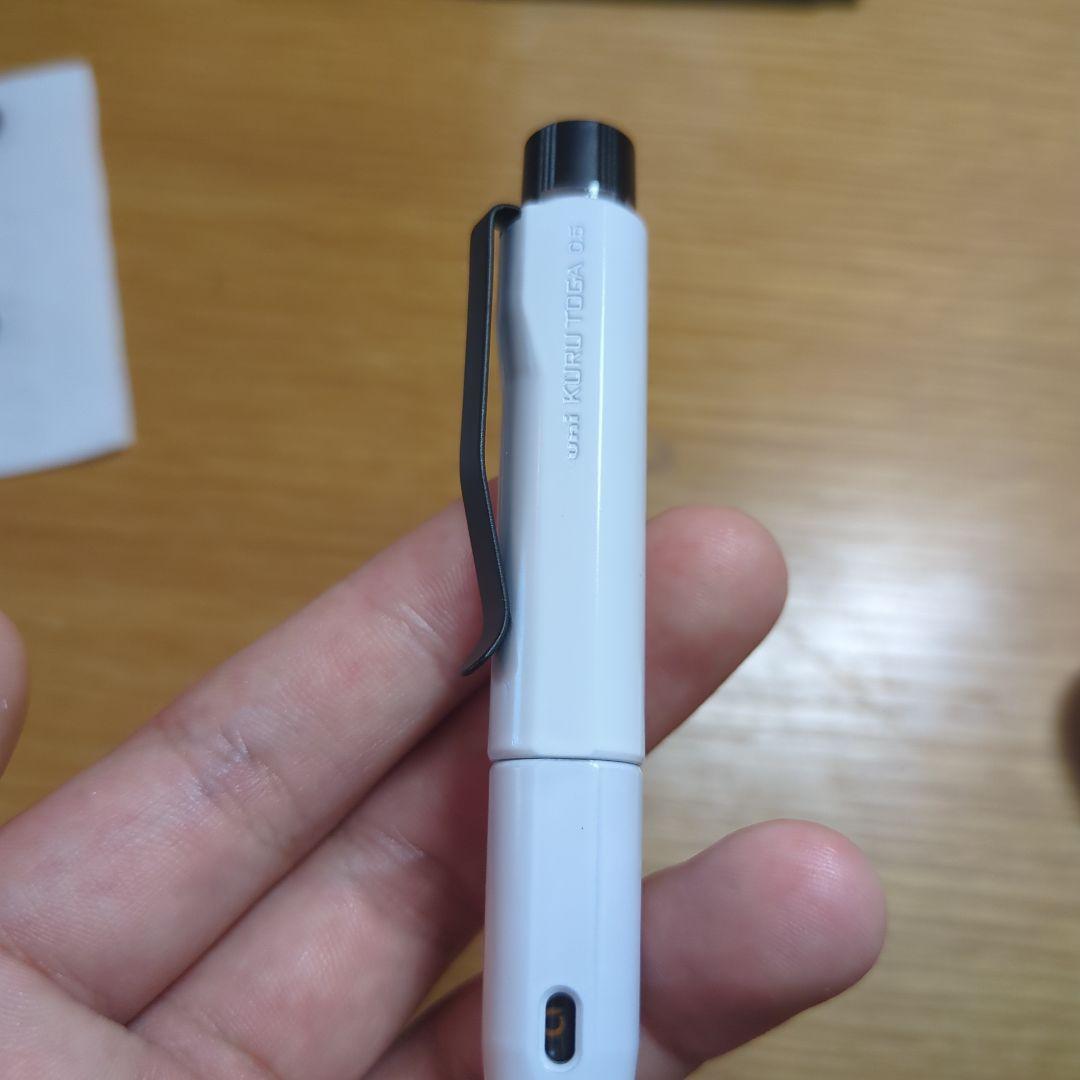 クルトガダイブ　黒「か」白　塗装