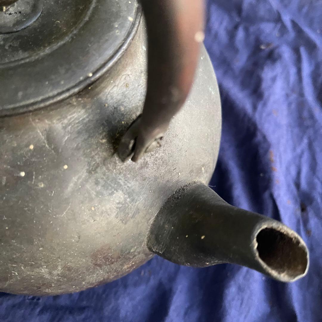 時代物 蔵出し 鉄瓶 鉄製 アンティーク 静かな佇まい 観賞用