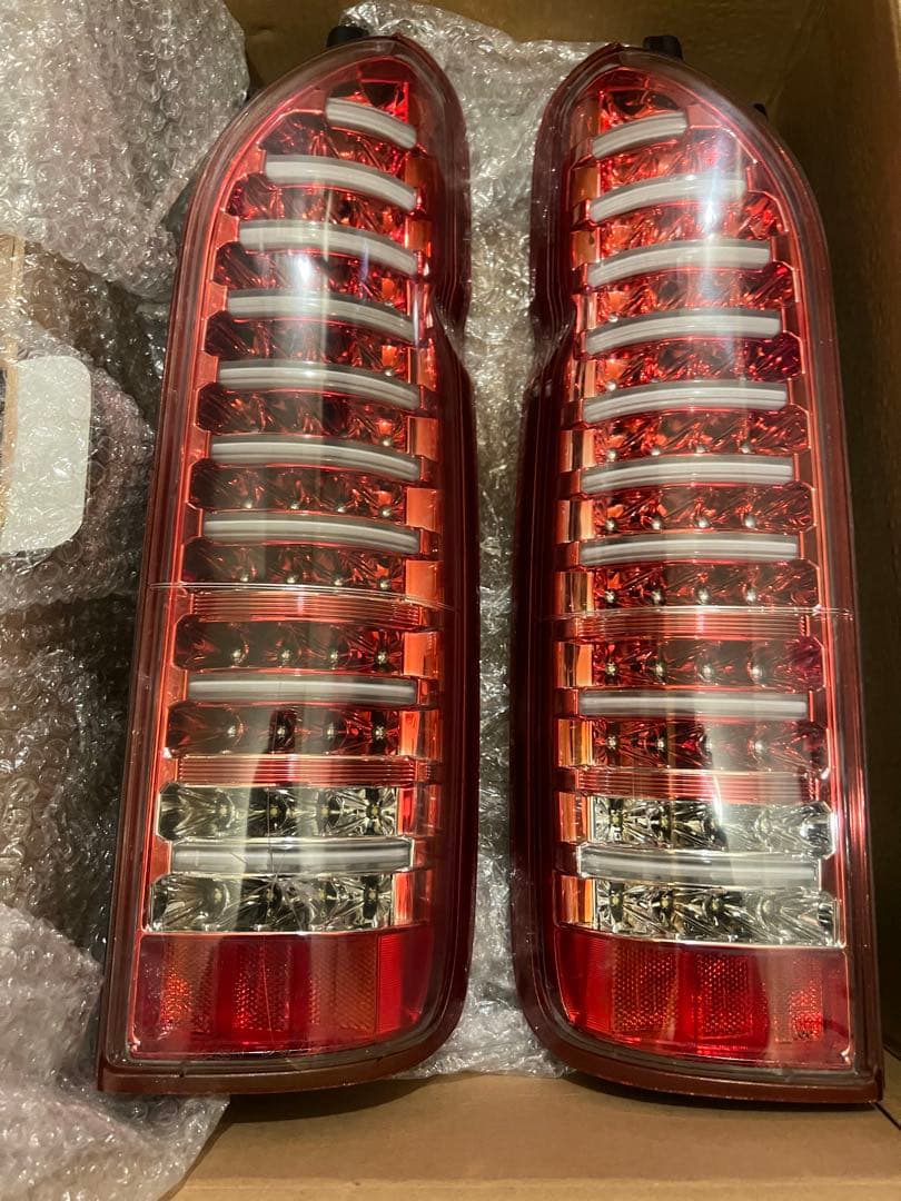 VALENTI ヴァレンティ LEDテール