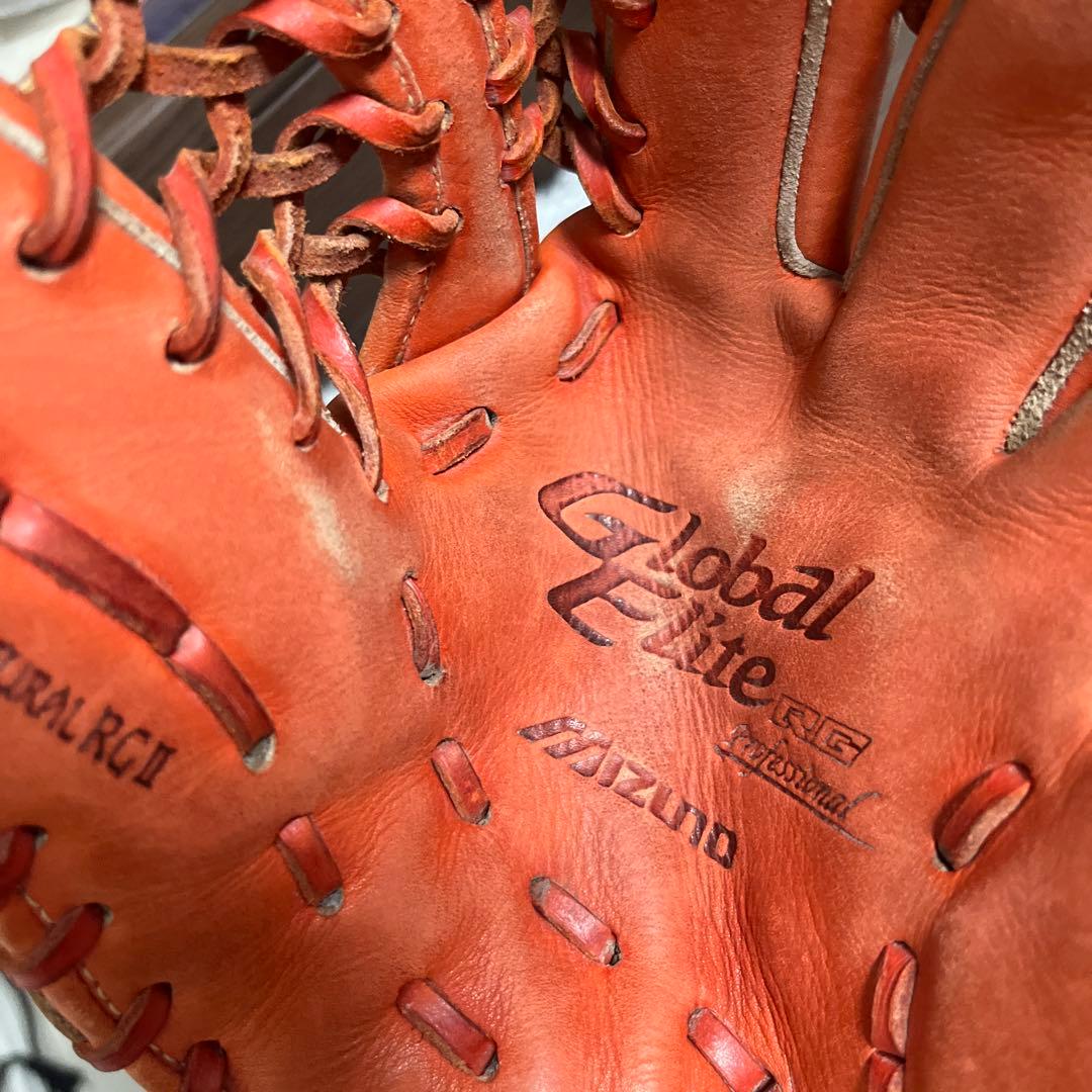Mizuno Global Elite RG 軟式グローブ オレンジ