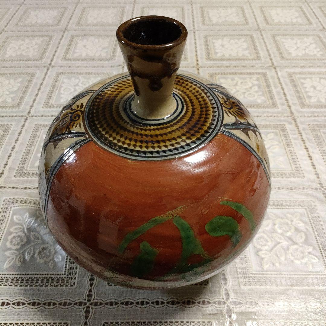 ★壺屋焼★名工新垣勲 赤絵魚紋壷、花瓶