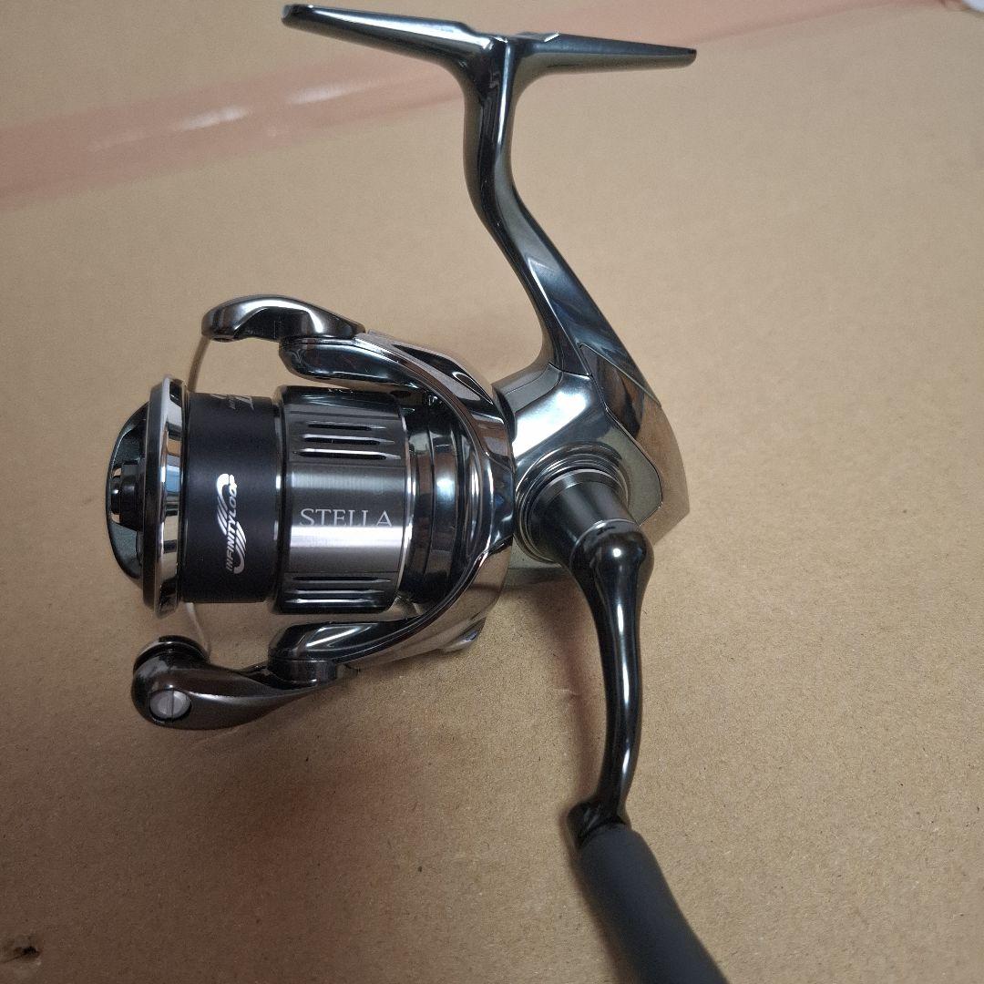 シマノ　２２　ステラ　1000SSPG　　STELLA　定価100540円　新品