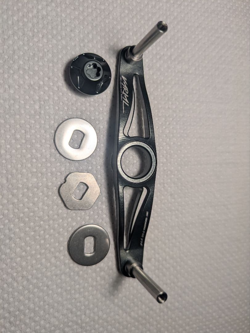 VARIAL バリアル　87ミリ ガンメタ　シマノ左巻き