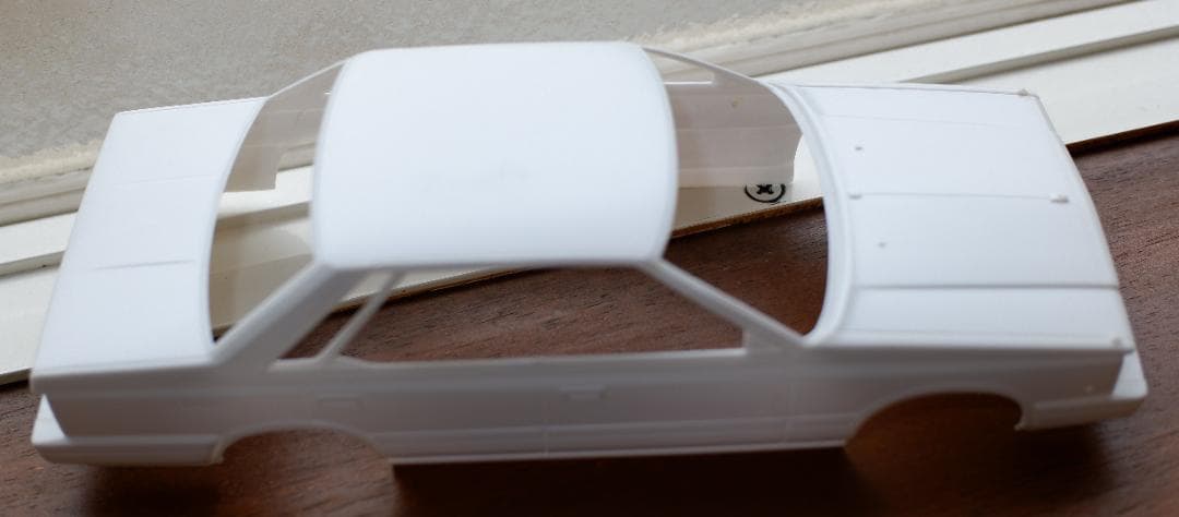 エルエス 1/24　ニッサンローレルV6・2000ターボメダリストエミネンス