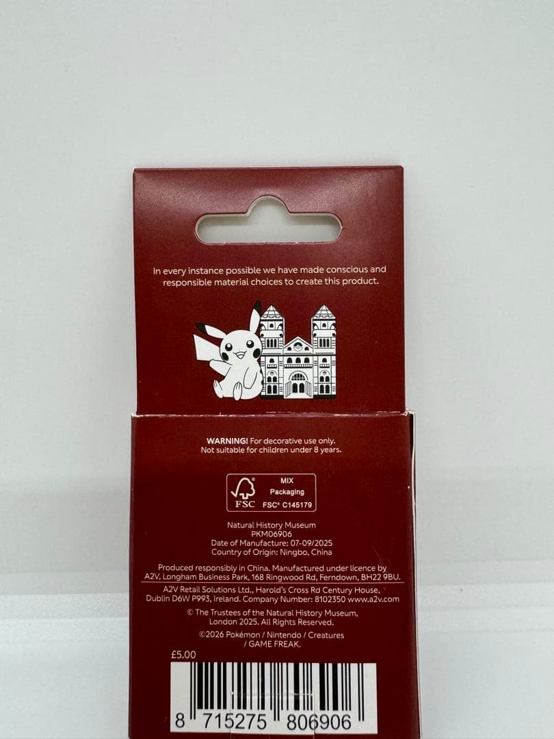 【新品・完売品】ポケモン ロンドン自然史博物館 イーブイ マグネット ゴールド