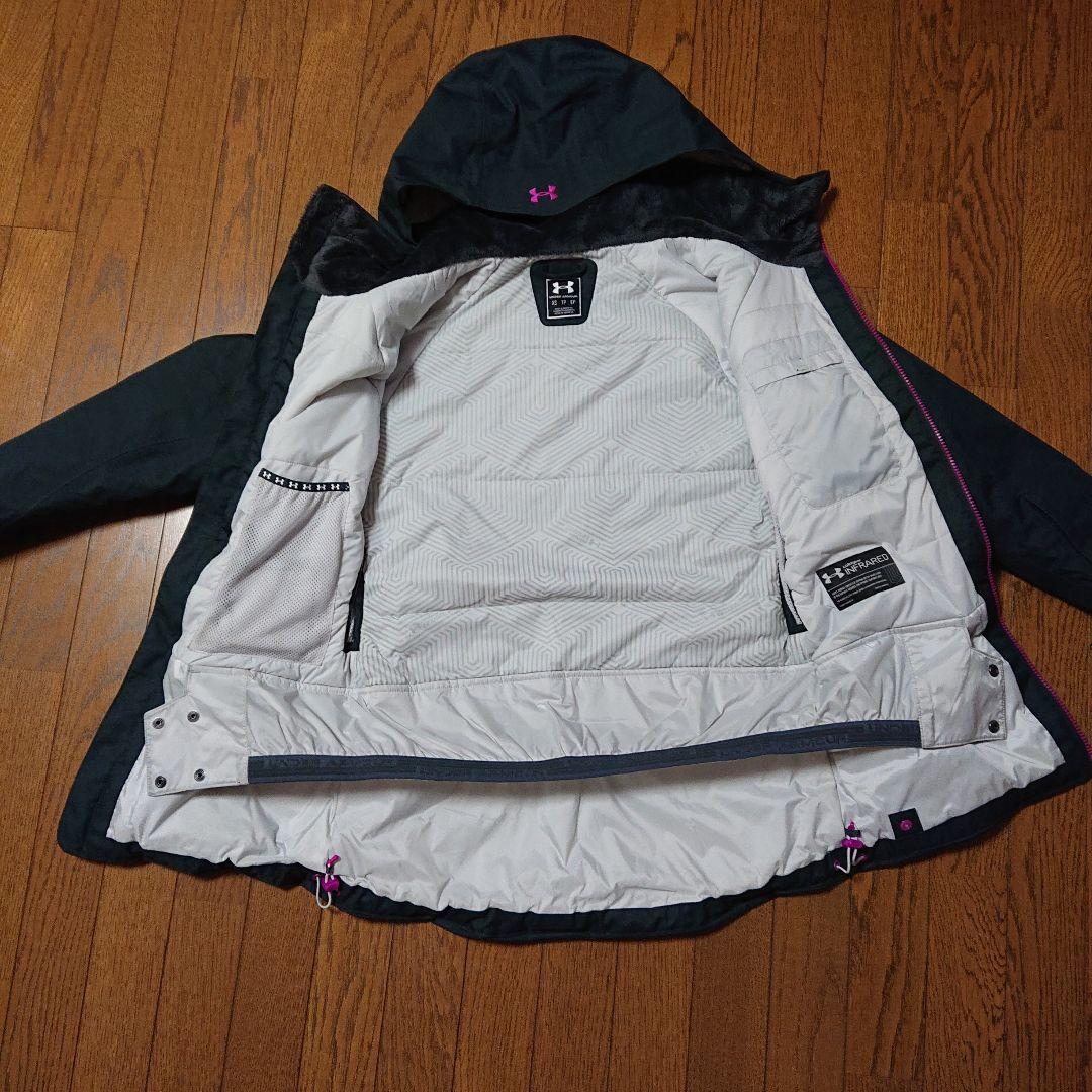 アンダーアーマー　UNDER ARMOUR スキーウェア 　ジャケット　XS