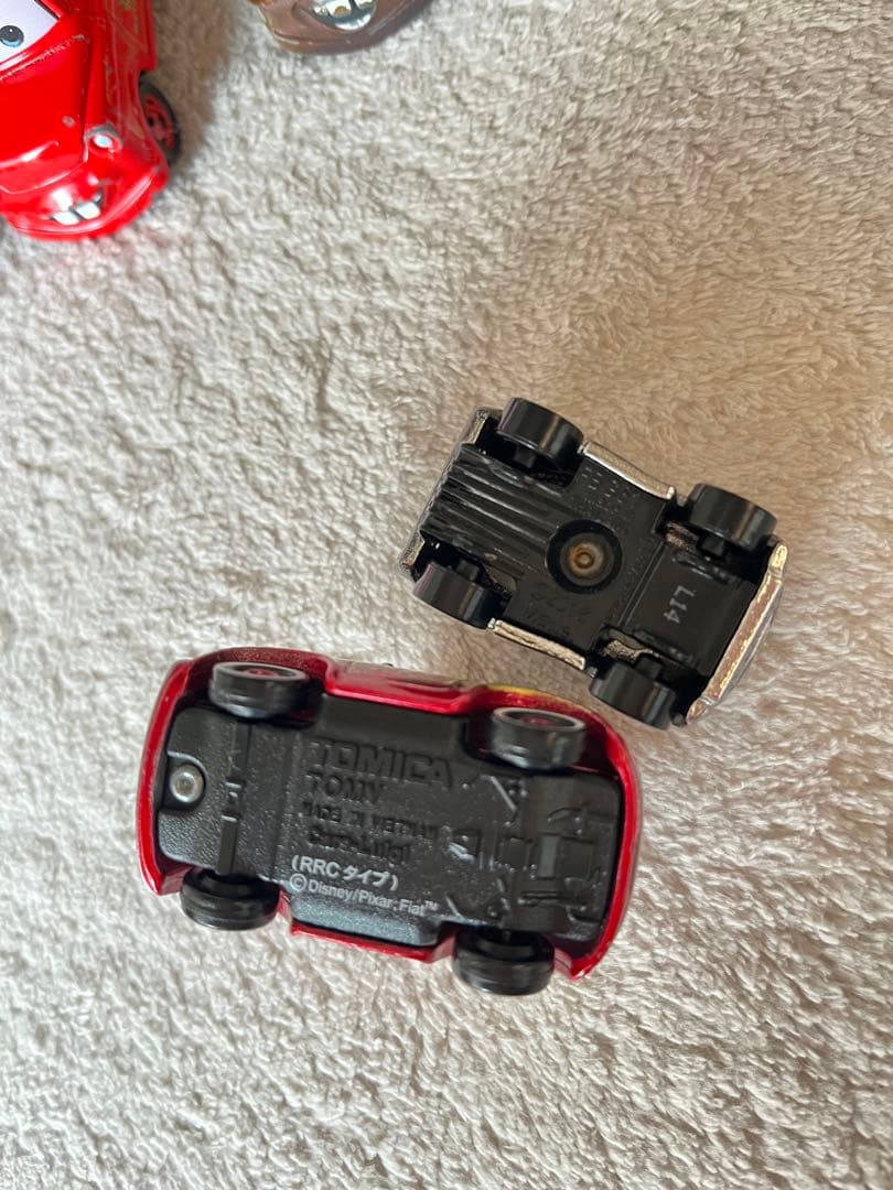 まとめ売り 計18台　カーズトミカ17台　マテル　ミニミニカーズ1台　廃盤　レア