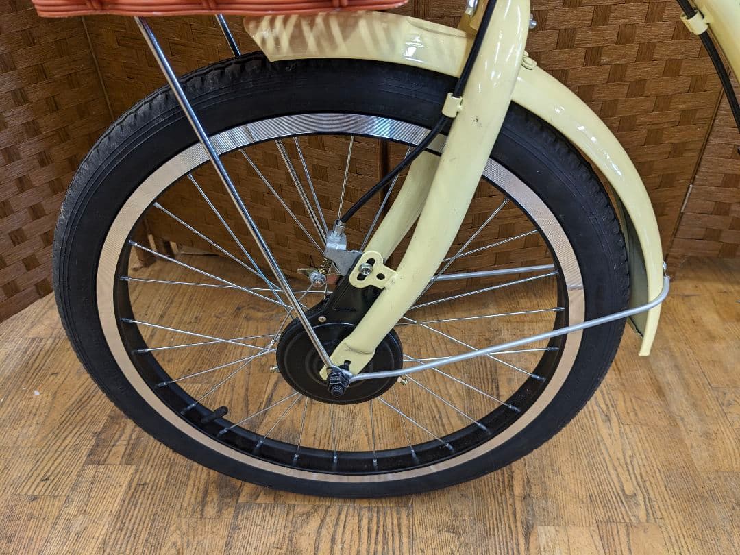 U005 三輪自転車　20インチ　イエロー