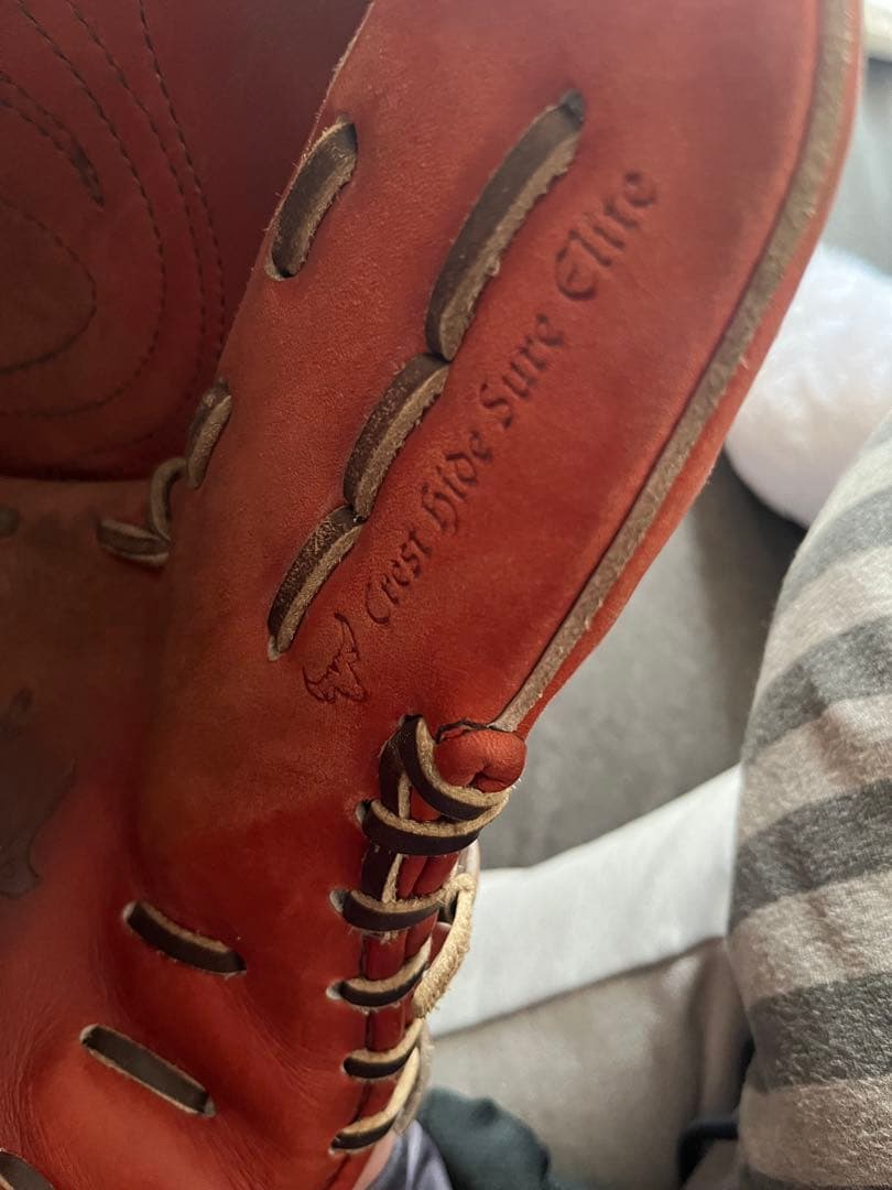 グローブ使用期間1ヶ月 ほぼ新品 欠陥なし