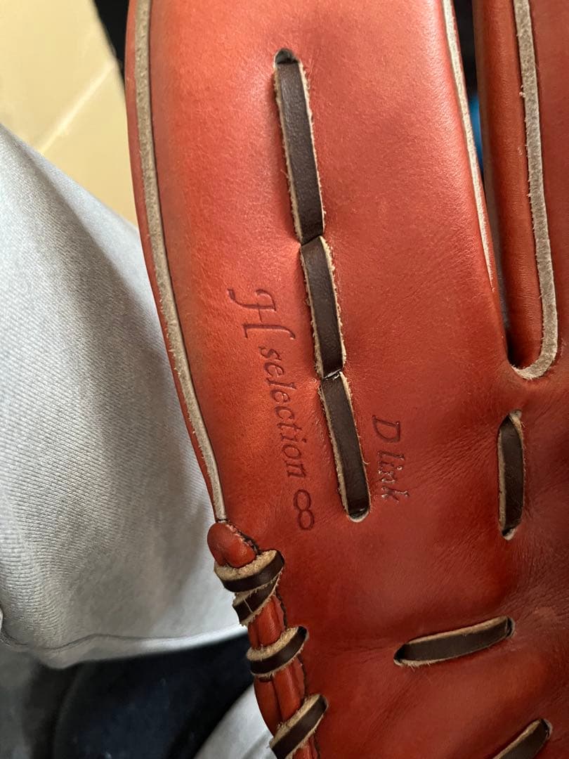 グローブ使用期間1ヶ月 ほぼ新品 欠陥なし