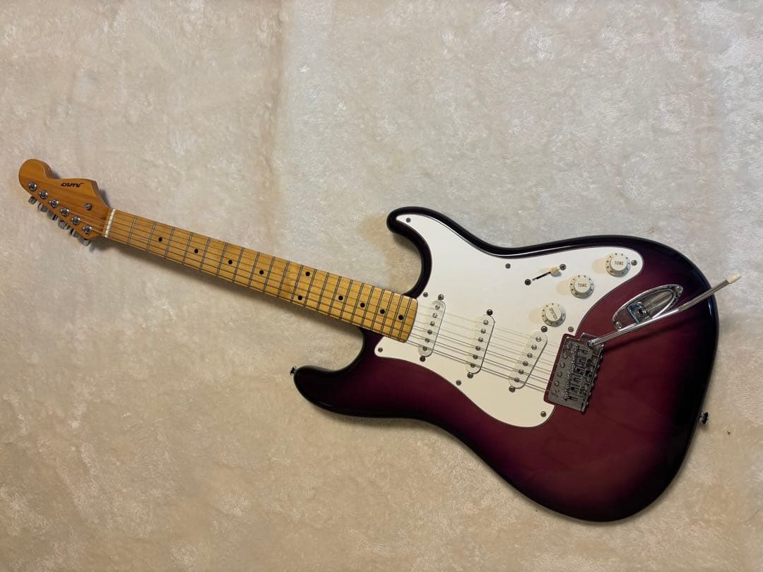 【売り切りたいため値下げ歓迎】juno ストラト エレキギター