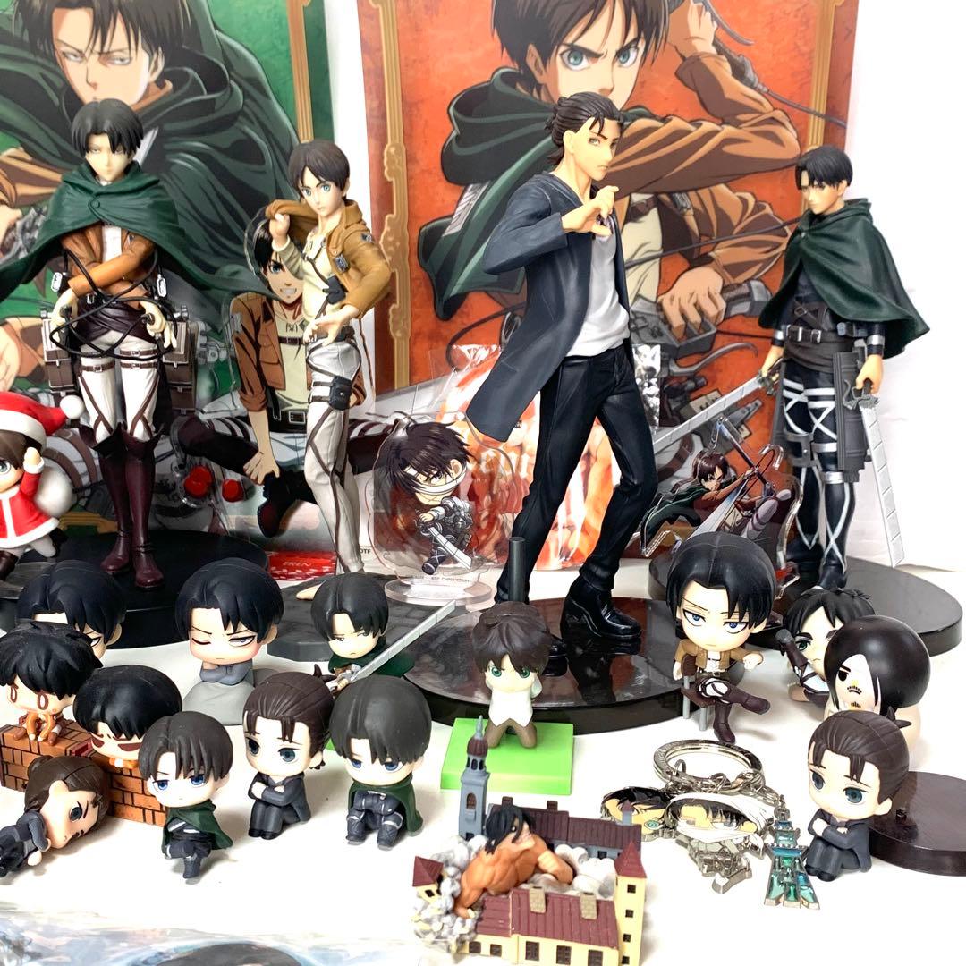 進撃の巨人　リヴァイ　エレン　グッズ　セット　フィギュア　マスコットなど