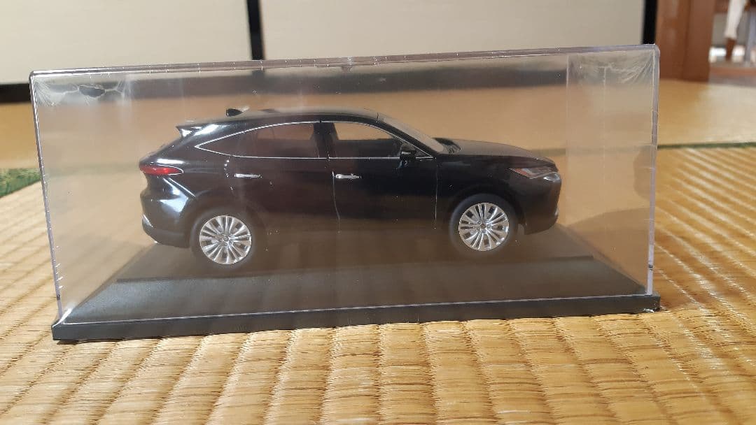 HARRIER ブラック ミニカー 透明ケース入り