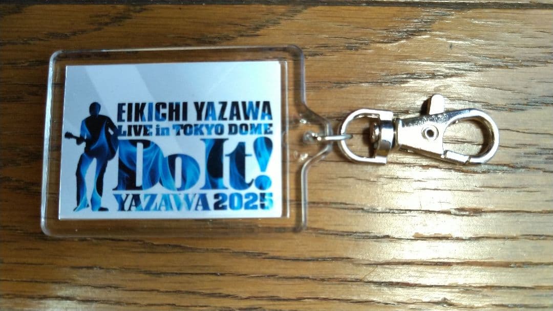 矢沢永吉コンサートグッズ トランポ型ミニカー&ステッカー&オマケ