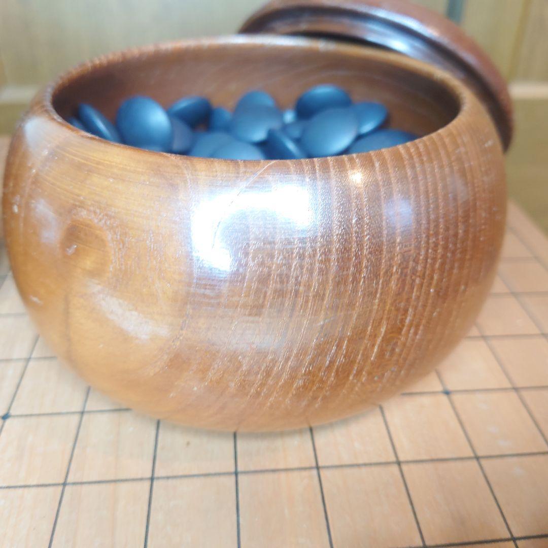 囲碁 天然木 卓上 碁盤 　蛤碁石 セット　碁石22号？　甘い匂いがする碁盤