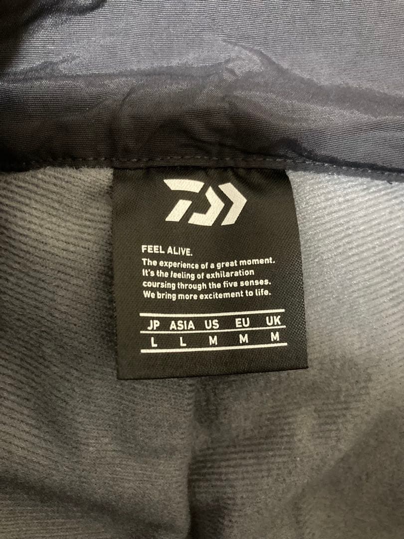 ダイワ　防寒着　DW1922 GORE-TEX サイズ上下Ｌ　美品！