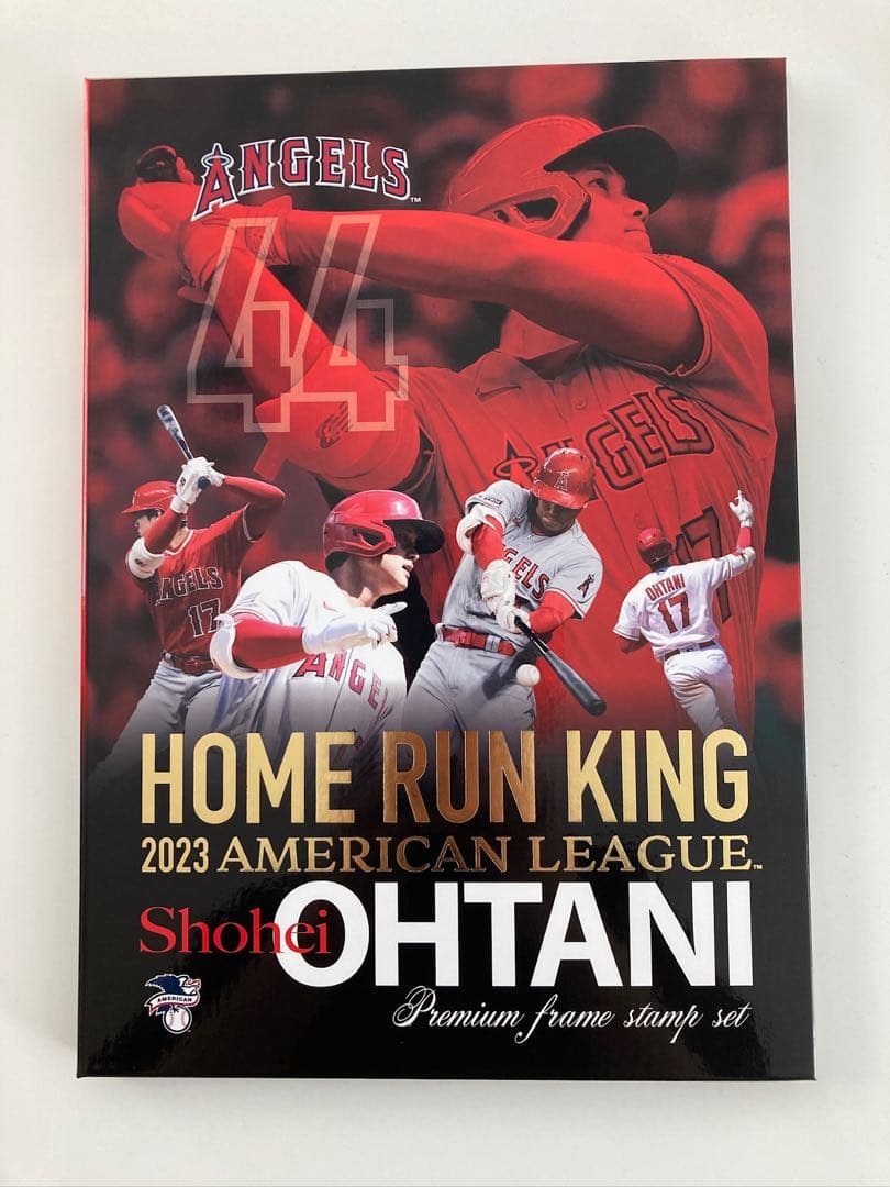 MLB公式　大谷翔平ポストカード44枚&プレミアム箔押しホルダー　切手は含まない