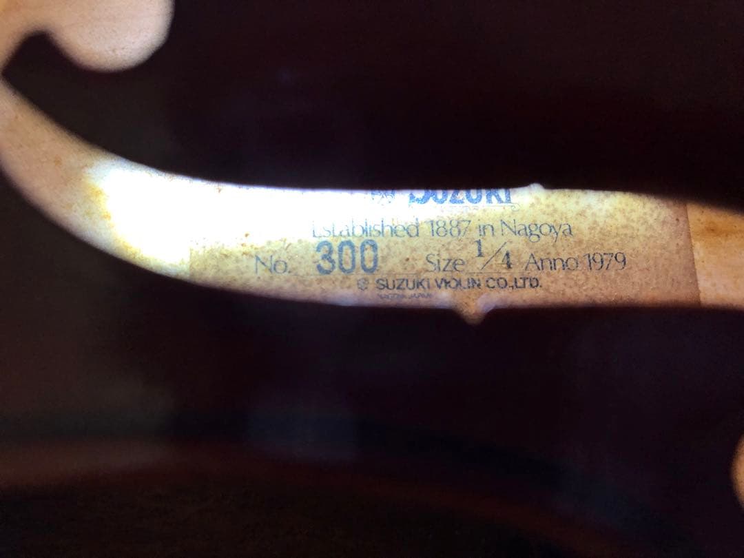 魅力的なSUZUKIバイオリン4点セット