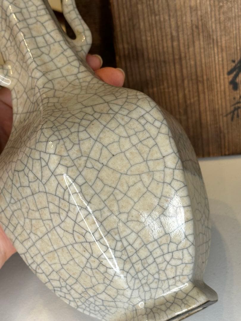 大清乾隆年製 開片双耳瓶 賞瓶 中国骨董品 古い箱付※オリジナル箱ではありません