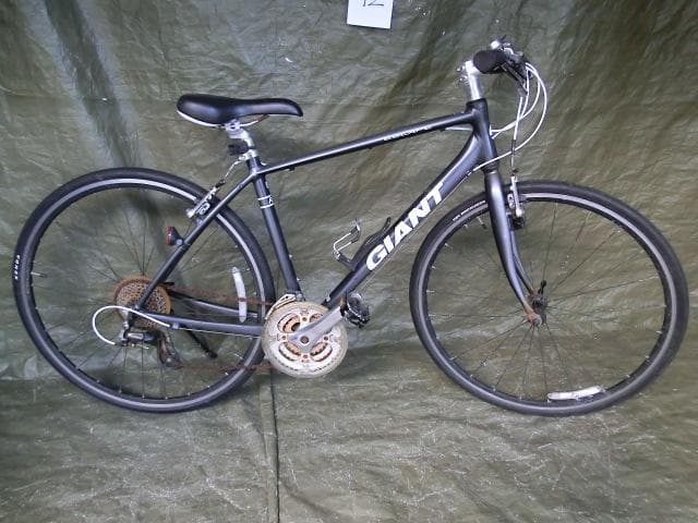 42：GIANT ESCAPE クロスバイク　ジャンク　引取限定：埼玉県所沢市