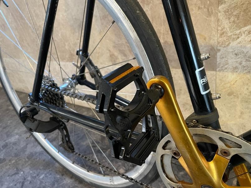 GIANT　tradistトラディスト-手渡しのみでお願いします