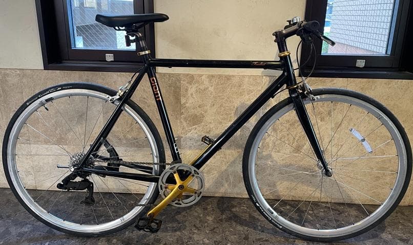 GIANT　tradistトラディスト-手渡しのみでお願いします