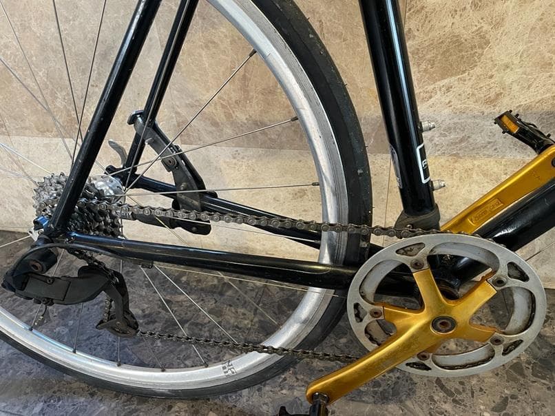 GIANT　tradistトラディスト-手渡しのみでお願いします