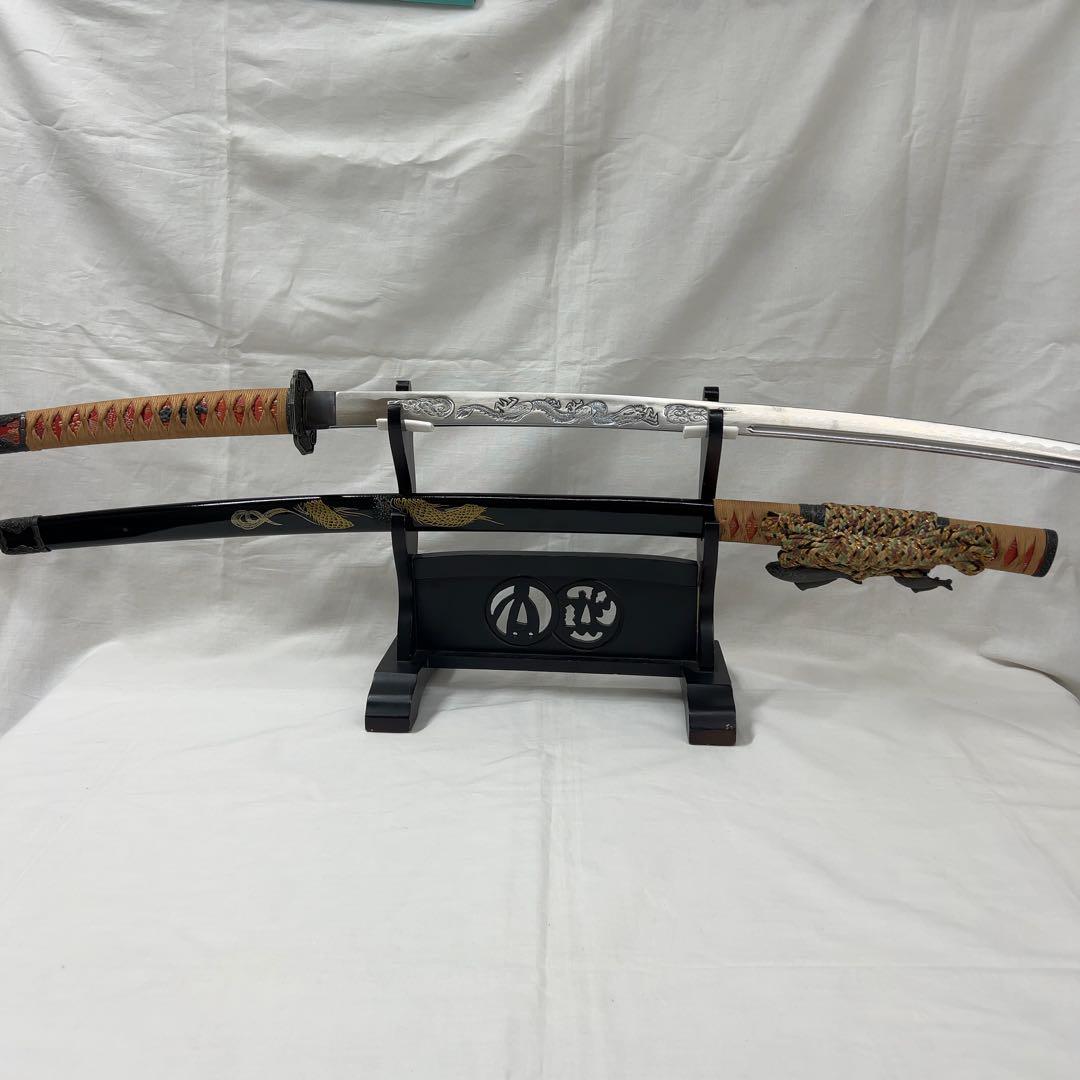 模造刀 陣太刀 鯉 龍 彫り込み 全長110センチ 大太刀 樋入り 希少