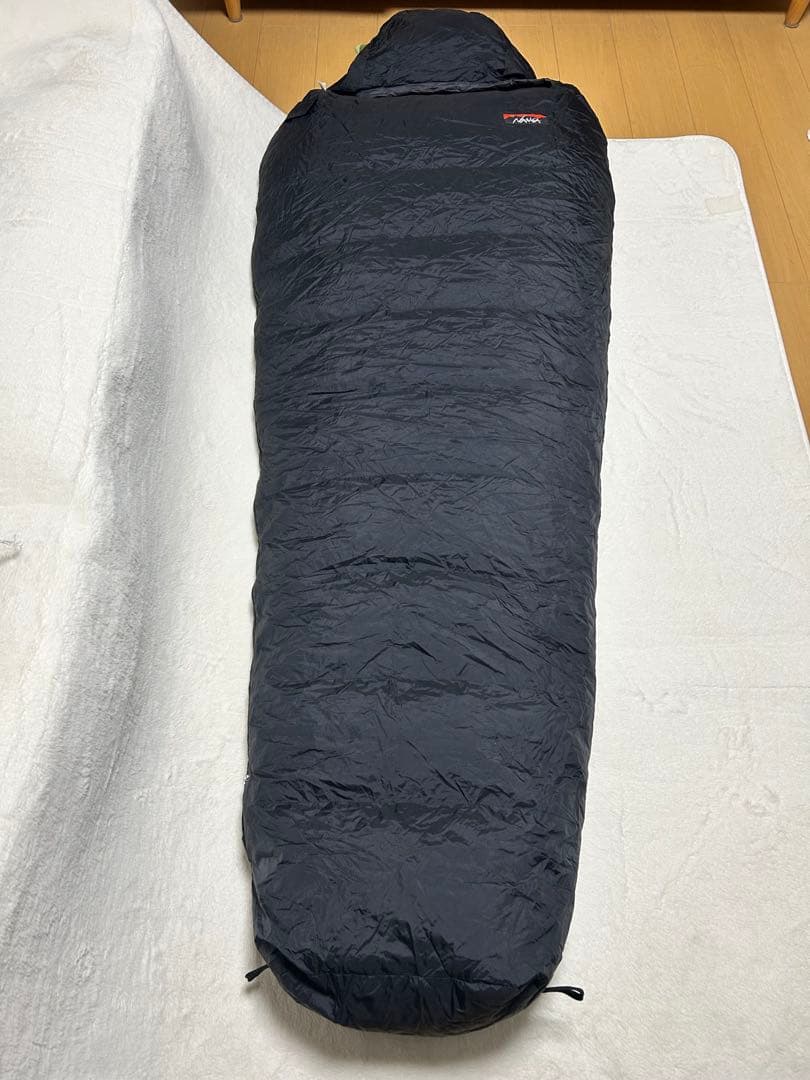 超美品 NANGA ナンガ 寝袋 シュラフ オーロラライト750DX レギュラー