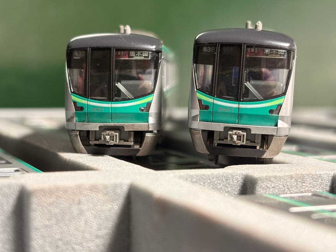 最終セール！千代田線16000系10両フルセット室内灯付き