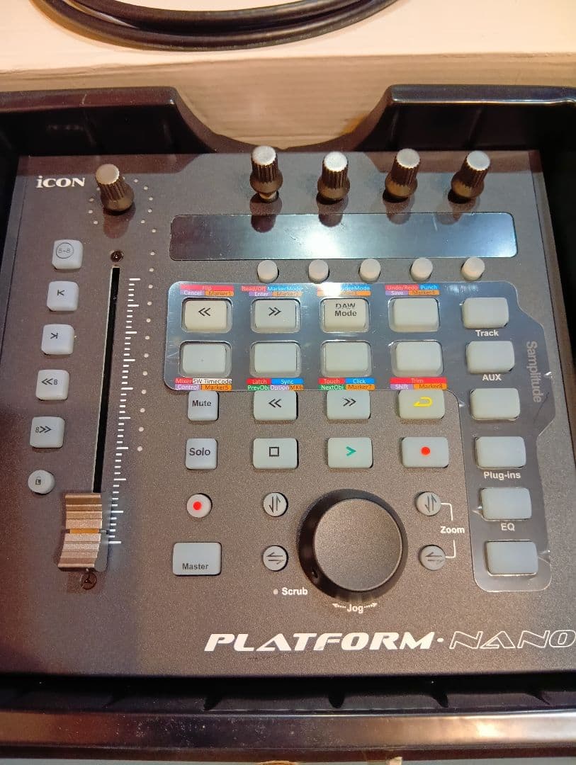 iCON PLATFORM NANO DAW コントローラー